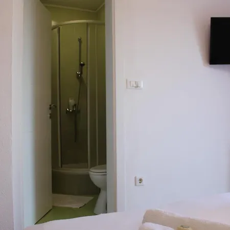Bjelopera Guest house 3*
